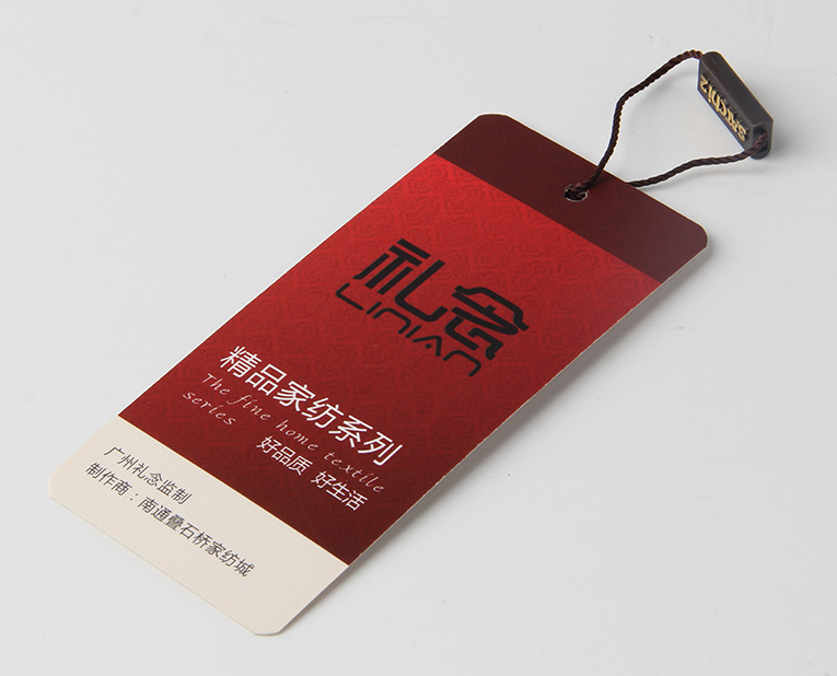 t恤吊牌廠的老師傅急急忙忙買來新的油墨，就是為了透明度